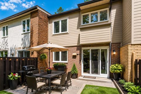 Photo 25 at 3 - 21 Midland Crescent, Nepean (Arlington Woods), Ottawa