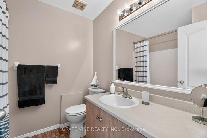 Photo 23 at 21 Fieldberry Private, Nepean (Stonebridge), Ottawa