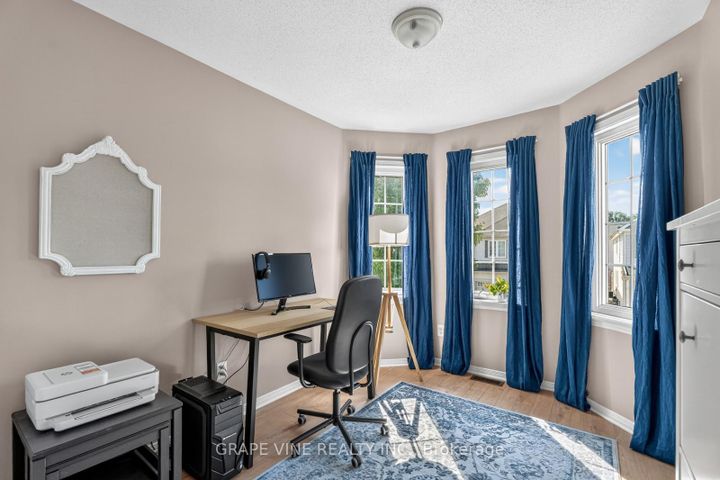 Photo 27 at 21 Fieldberry Private, Nepean (Stonebridge), Ottawa