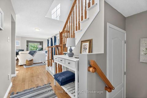 Photo 6 at 21 Fieldberry Private, Nepean (Stonebridge), Ottawa