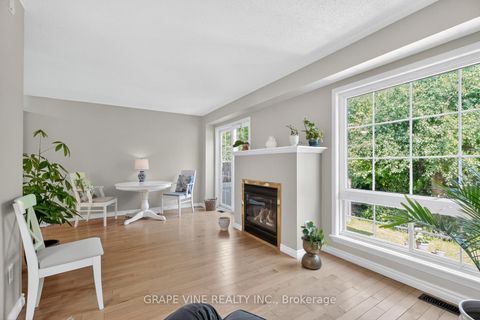 Photo 15 at 21 Fieldberry Private, Nepean (Stonebridge), Ottawa