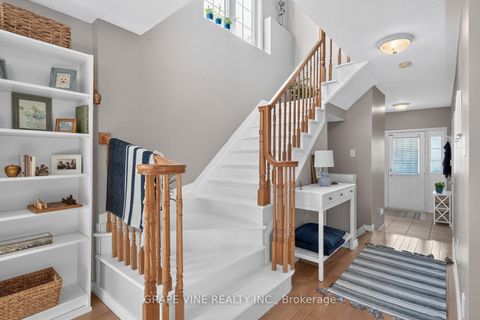 Photo 17 at 21 Fieldberry Private, Nepean (Stonebridge), Ottawa