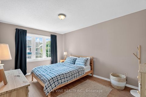 Photo 24 at 21 Fieldberry Private, Nepean (Stonebridge), Ottawa
