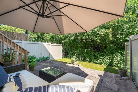 Photo 29 at 21 Fieldberry Private, Nepean (Stonebridge), Ottawa