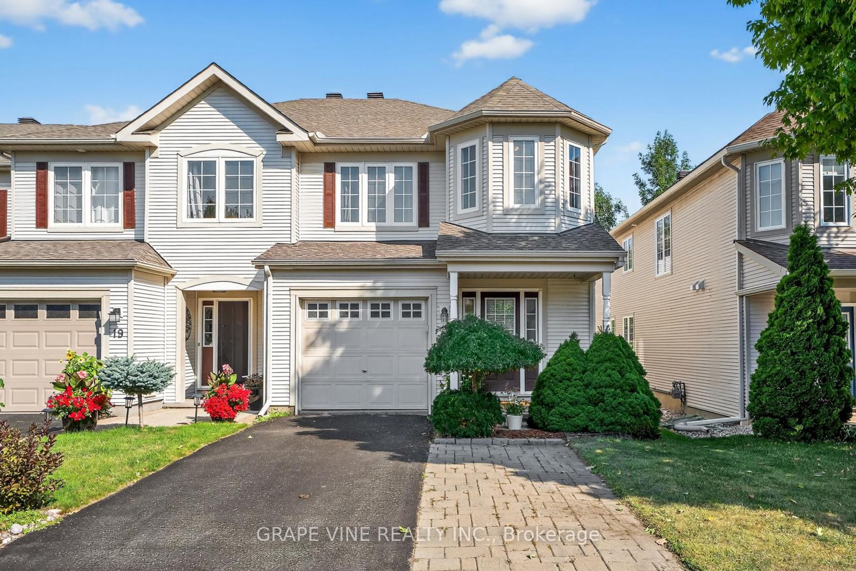 21 Fieldberry Private, Nepean (Stonebridge), Ottawa 