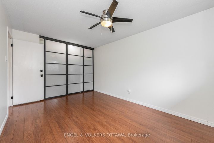 Photo 14 at 75 Woodfield Drive, Nepean (Tanglewood), Ottawa