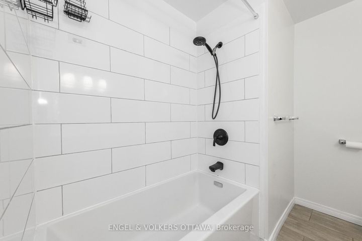 Photo 16 at 75 Woodfield Drive, Nepean (Tanglewood), Ottawa