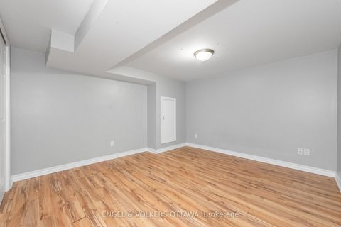 Photo 20 at 75 Woodfield Drive, Nepean (Tanglewood), Ottawa