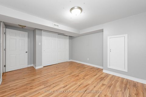 Photo 21 at 75 Woodfield Drive, Nepean (Tanglewood), Ottawa