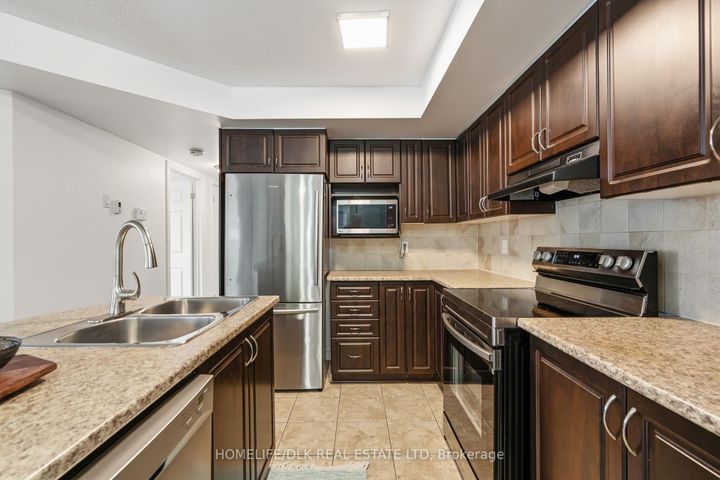 Photo 13 at 2 - 510 Stonefield Private, Nepean (Barrhaven East), Ottawa