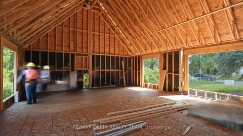 Photo 4 at 8 Pineglen Crescent, Nepean (Pineglen/Country Place), Ottawa