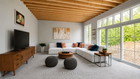Photo 11 at 8 Pineglen Crescent, Nepean (Pineglen/Country Place), Ottawa