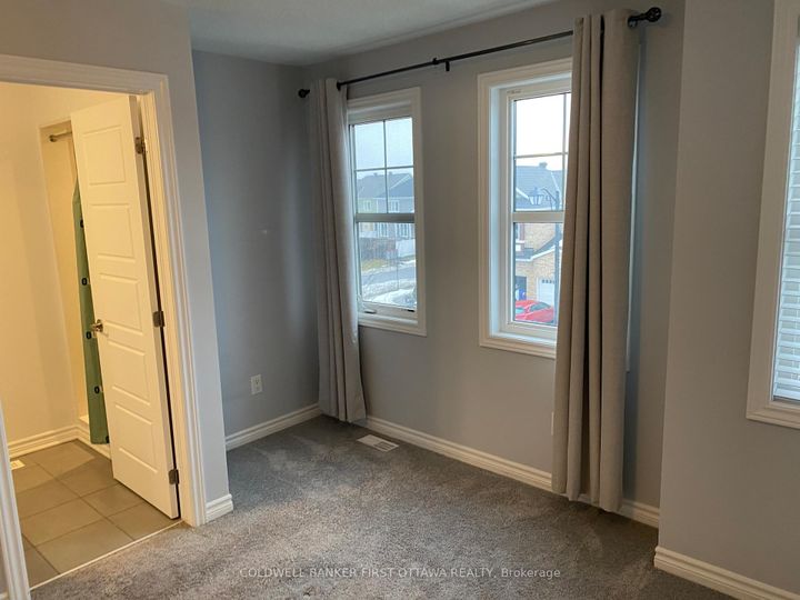 Photo 16 at 793 MAYFLY Crescent, Nepean (Half Moon Bay), Ottawa