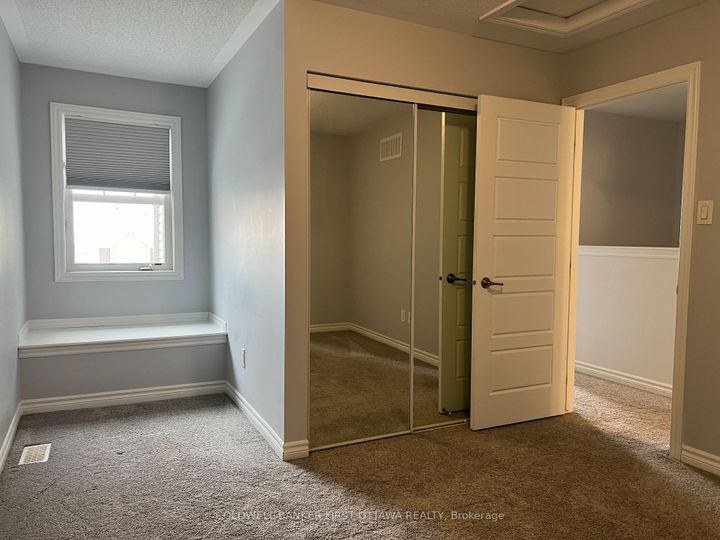 Photo 18 at 793 MAYFLY Crescent, Nepean (Half Moon Bay), Ottawa