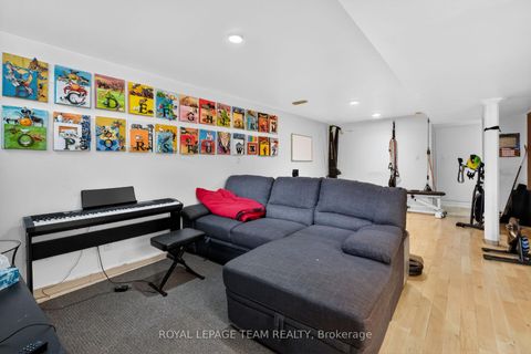 Photo 32 at 11 Avonhurst Avenue, Nepean (Longfields), Ottawa