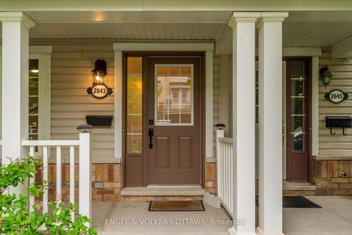 Photo 3 at 2043 MADRID Avenue, Nepean (Heritage Park), Ottawa
