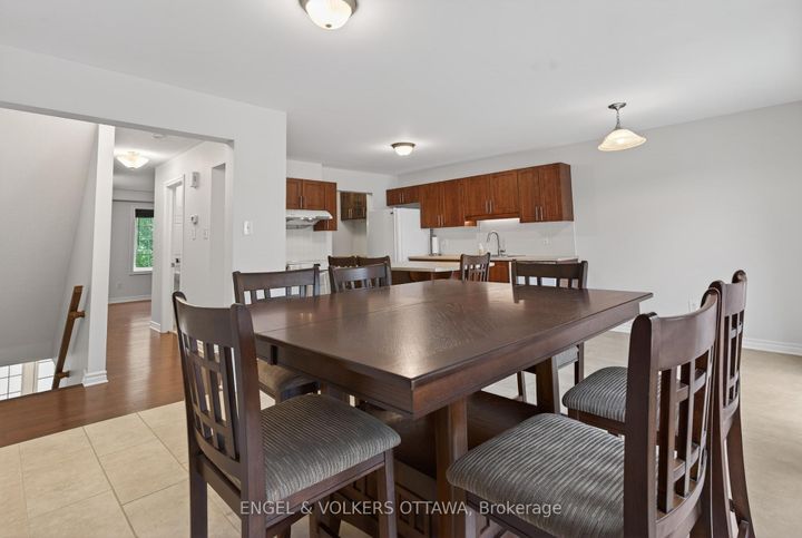 Photo 22 at 2043 MADRID Avenue, Nepean (Heritage Park), Ottawa