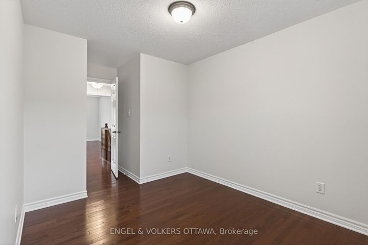 Photo 42 at 2043 MADRID Avenue, Nepean (Heritage Park), Ottawa