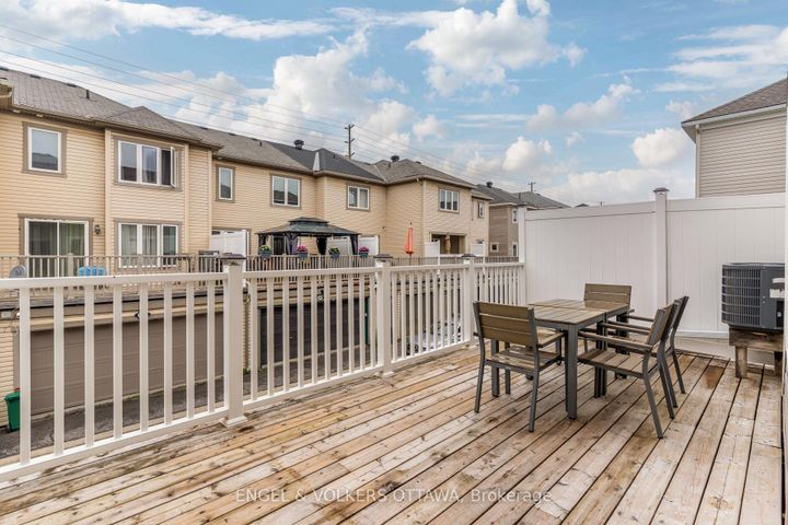 Photo 47 at 2043 MADRID Avenue, Nepean (Heritage Park), Ottawa