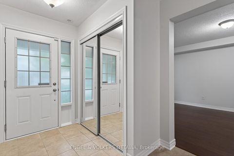 Photo 5 at 2043 MADRID Avenue, Nepean (Heritage Park), Ottawa