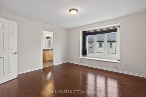 Photo 27 at 2043 MADRID Avenue, Nepean (Heritage Park), Ottawa