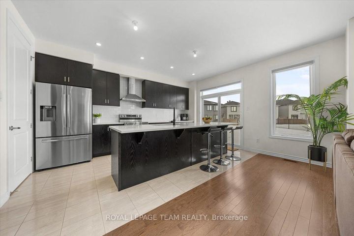 Photo 6 at 290 Turnbuckle Crescent, Nepean (Half Moon Bay), Ottawa