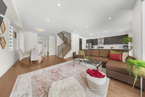 Photo 7 at 290 Turnbuckle Crescent, Nepean (Half Moon Bay), Ottawa