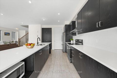 Photo 10 at 290 Turnbuckle Crescent, Nepean (Half Moon Bay), Ottawa