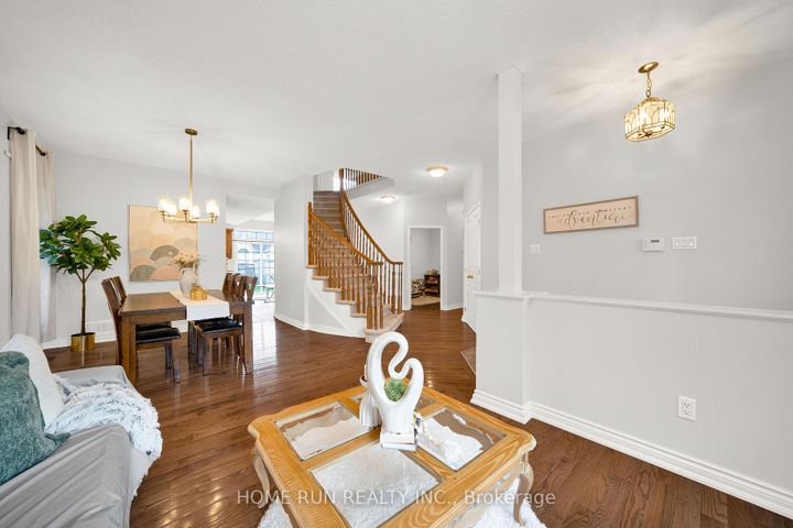 Photo 8 at 103 Cheyenne Way, Nepean (Stonebridge), Ottawa