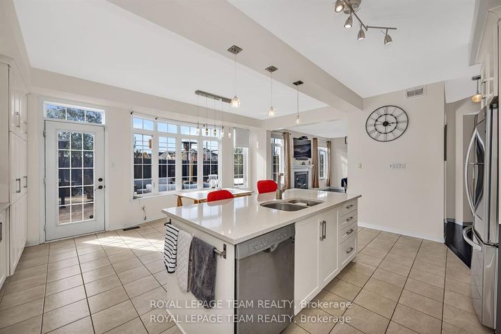 Photo 15 at 200 Kinloch Court, Nepean (Stonebridge), Ottawa