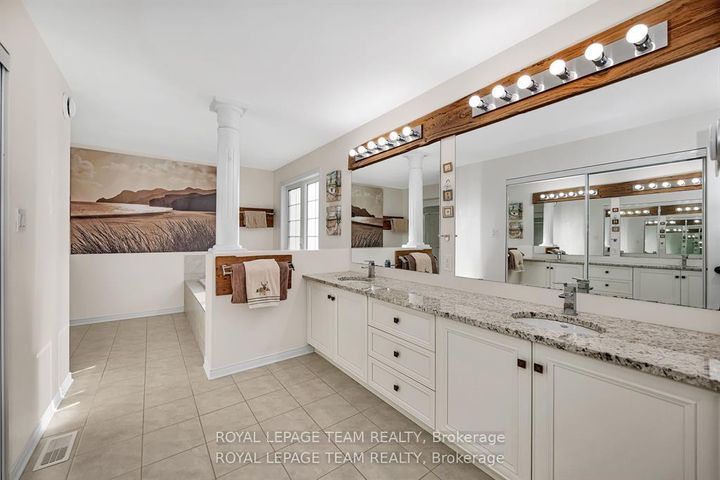Photo 30 at 200 Kinloch Court, Nepean (Stonebridge), Ottawa