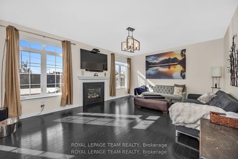 Photo 8 at 200 Kinloch Court, Nepean (Stonebridge), Ottawa