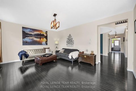 Photo 9 at 200 Kinloch Court, Nepean (Stonebridge), Ottawa
