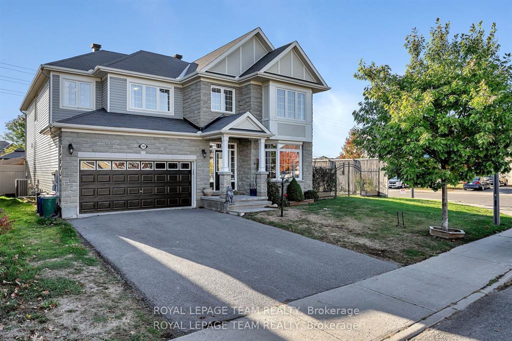 200 Kinloch Court, Nepean (Stonebridge), Ottawa 
