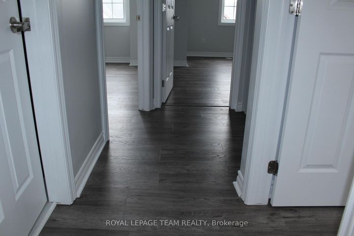 Photo 17 at 374 Sweet Grass Circle, Nepean (Half Moon Bay), Ottawa