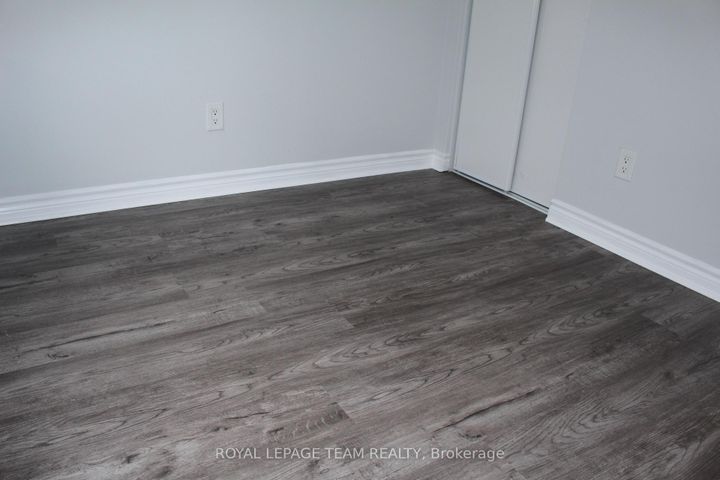 Photo 19 at 374 Sweet Grass Circle, Nepean (Half Moon Bay), Ottawa