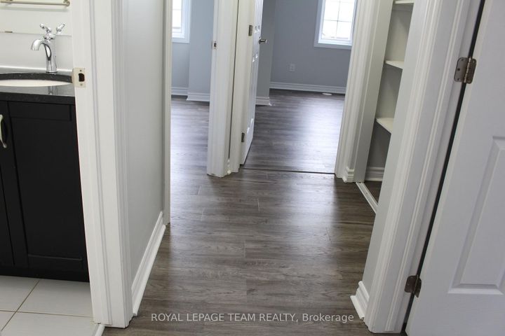 Photo 26 at 374 Sweet Grass Circle, Nepean (Half Moon Bay), Ottawa