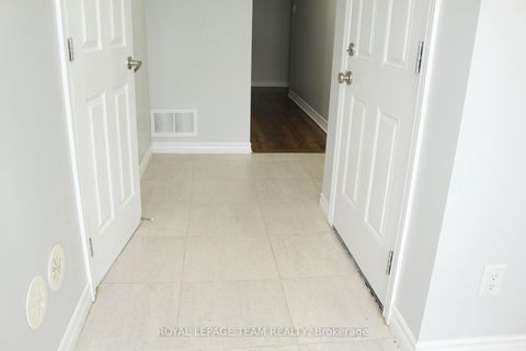 Photo 4 at 374 Sweet Grass Circle, Nepean (Half Moon Bay), Ottawa