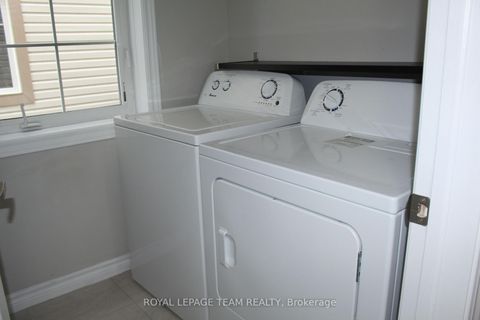 Photo 6 at 374 Sweet Grass Circle, Nepean (Half Moon Bay), Ottawa