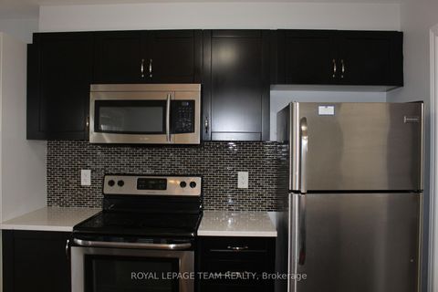 Photo 11 at 374 Sweet Grass Circle, Nepean (Half Moon Bay), Ottawa