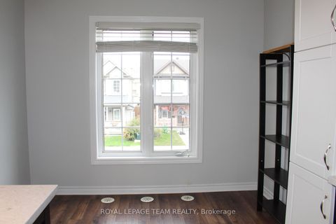 Photo 12 at 374 Sweet Grass Circle, Nepean (Half Moon Bay), Ottawa
