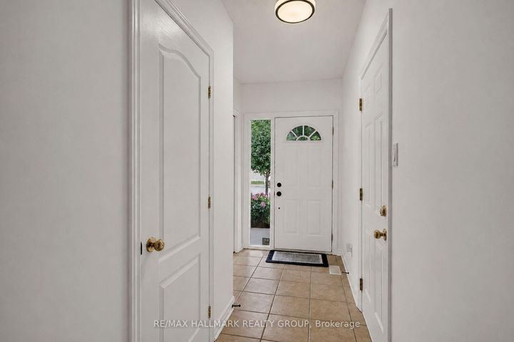 Photo 3 at 258 Deerfox Drive, Nepean (Longfields), Ottawa
