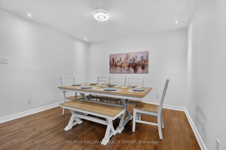 Photo 5 at 258 Deerfox Drive, Nepean (Longfields), Ottawa