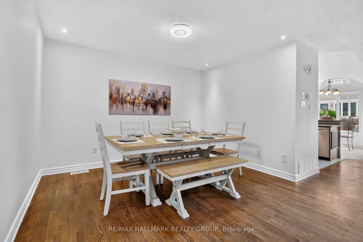 Photo 7 at 258 Deerfox Drive, Nepean (Longfields), Ottawa