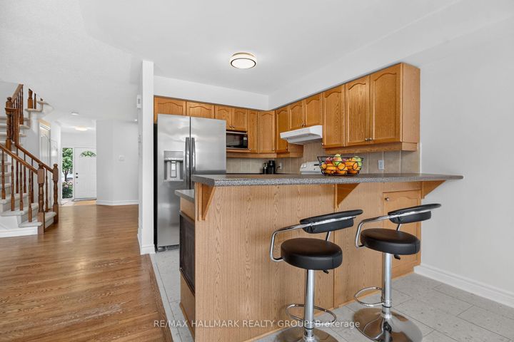 Photo 12 at 258 Deerfox Drive, Nepean (Longfields), Ottawa