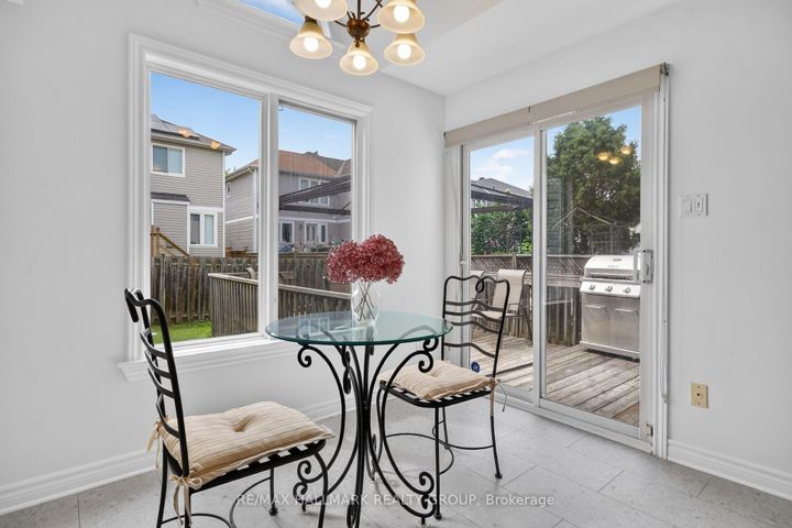 Photo 14 at 258 Deerfox Drive, Nepean (Longfields), Ottawa