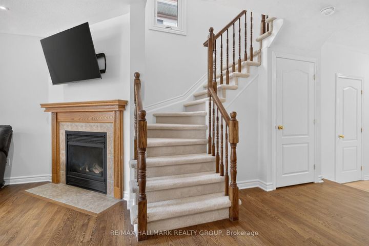 Photo 20 at 258 Deerfox Drive, Nepean (Longfields), Ottawa