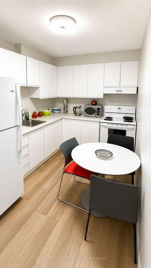 Photo 3 at 1806 - 1380 Prince Of Wales Drive, Nepean (Carleton Square), Ottawa