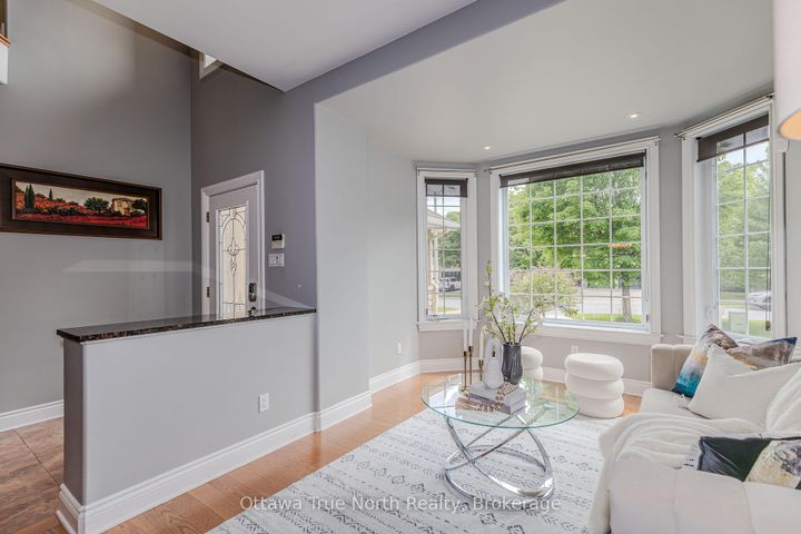Photo 7 at 507 Kochar Drive, Nepean (Mooneys Bay), Ottawa