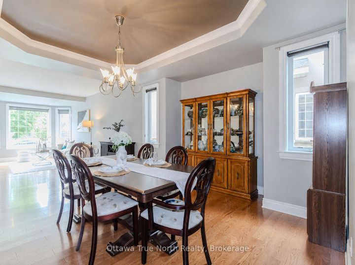 Photo 10 at 507 Kochar Drive, Nepean (Mooneys Bay), Ottawa